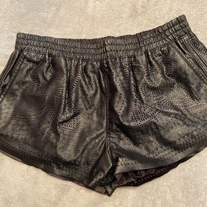 Leather Shorts ⚡️